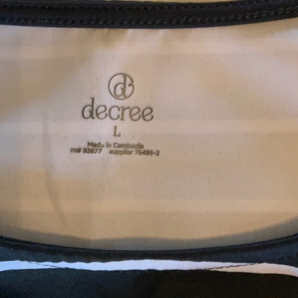 Decree - Black & White Stripe Crop Top, L - Picture 9 of 11